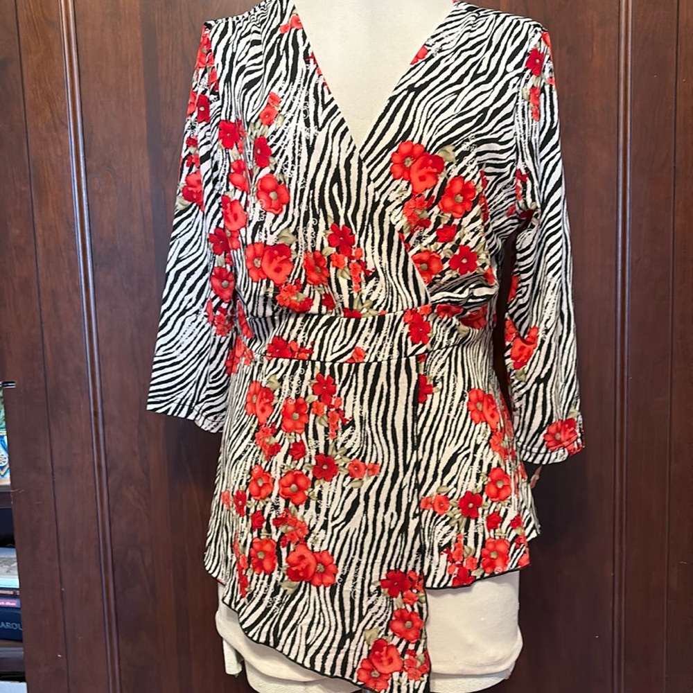 Y2K NWT Cactus Flower Tiger Stripes and Flowers Print Top
